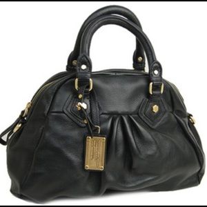 MARC JACOBS LEATHER CLASSIC Q CROSSBODY 👜LIKE NEW